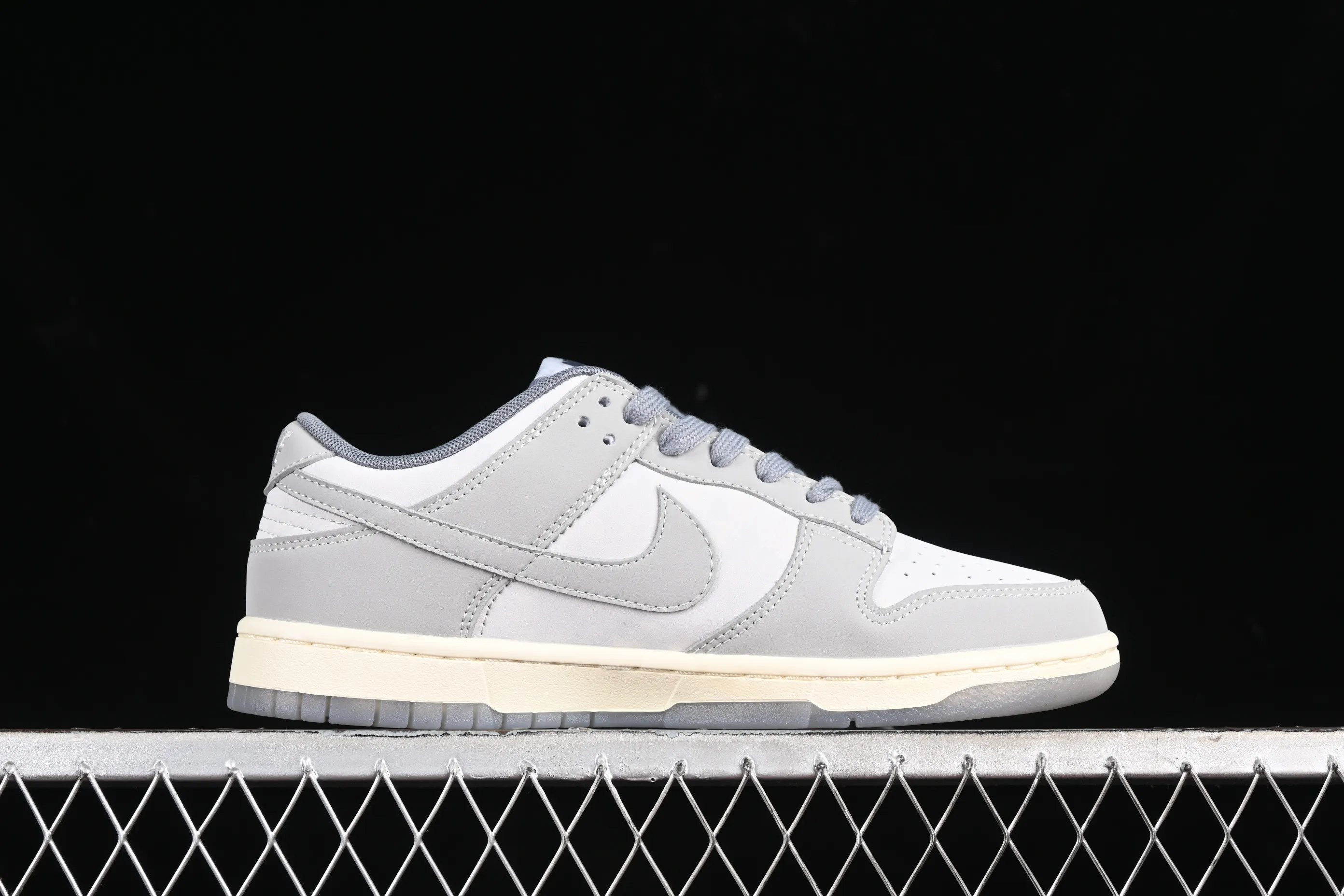 All categories Nk SB Dunk series Nk SB Dunk Low low-top sneakers Nk Dunk Low "Cool Grey" aged washed gray SB low-top casual sneakers FV1167-001